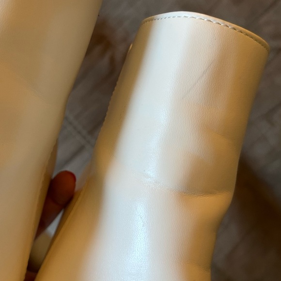 Nine West Torrie Boots, White, Size 9 - Picture 2 of 8